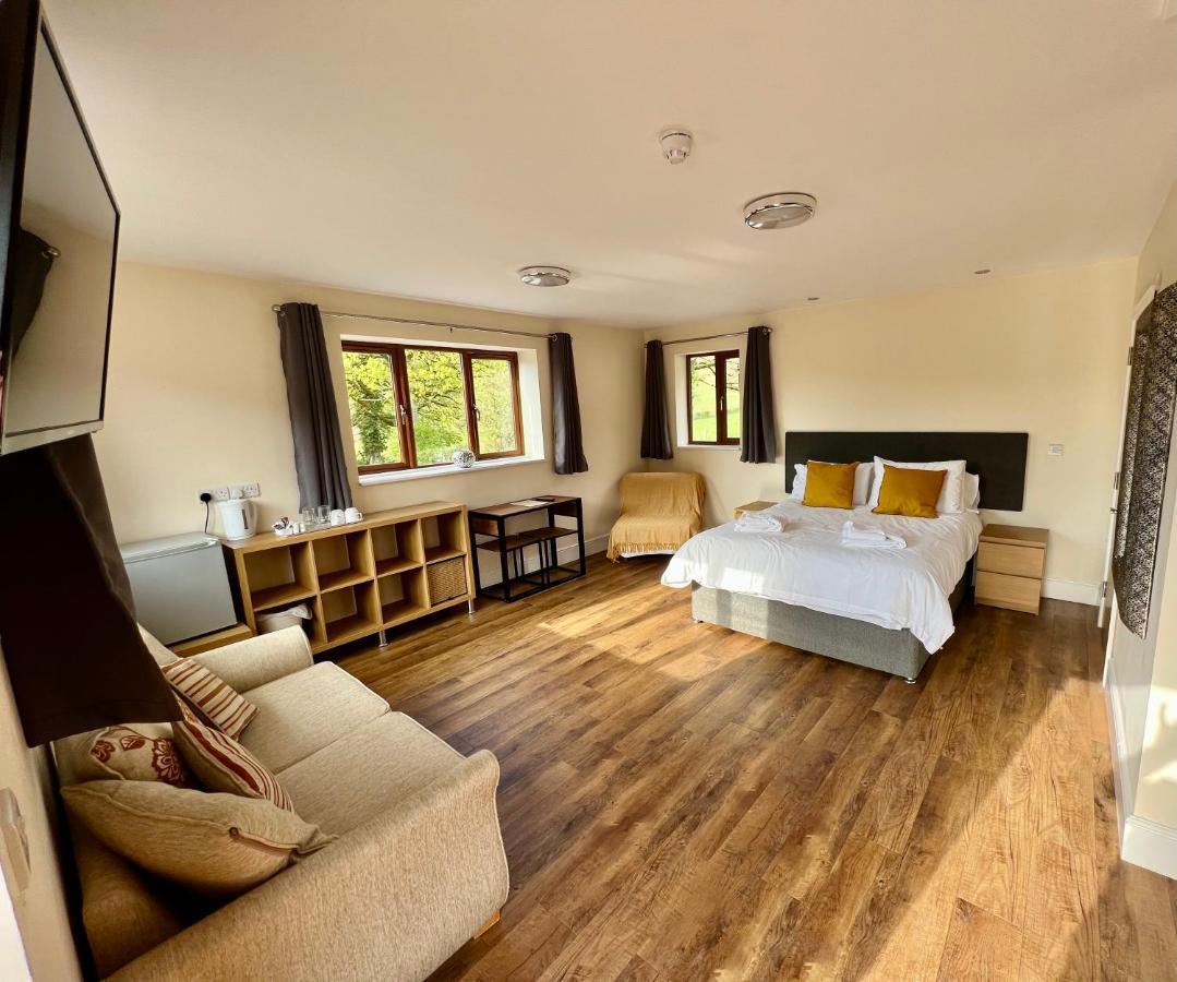 Готель Lillypool Farm Shipham Екстер'єр фото